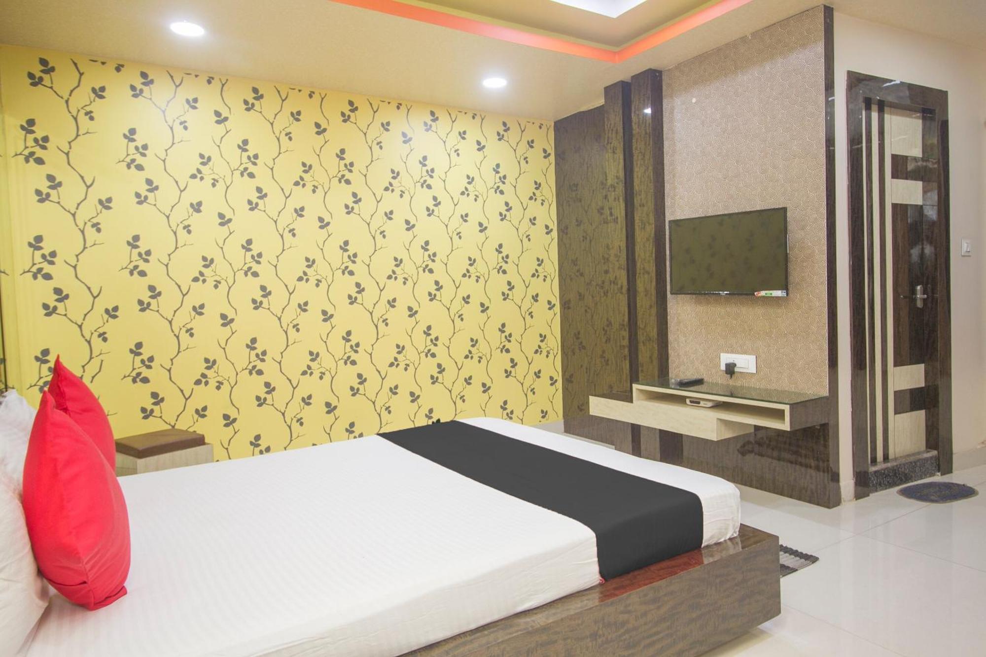 Capital O Stay In Koch Bihar Exterior photo